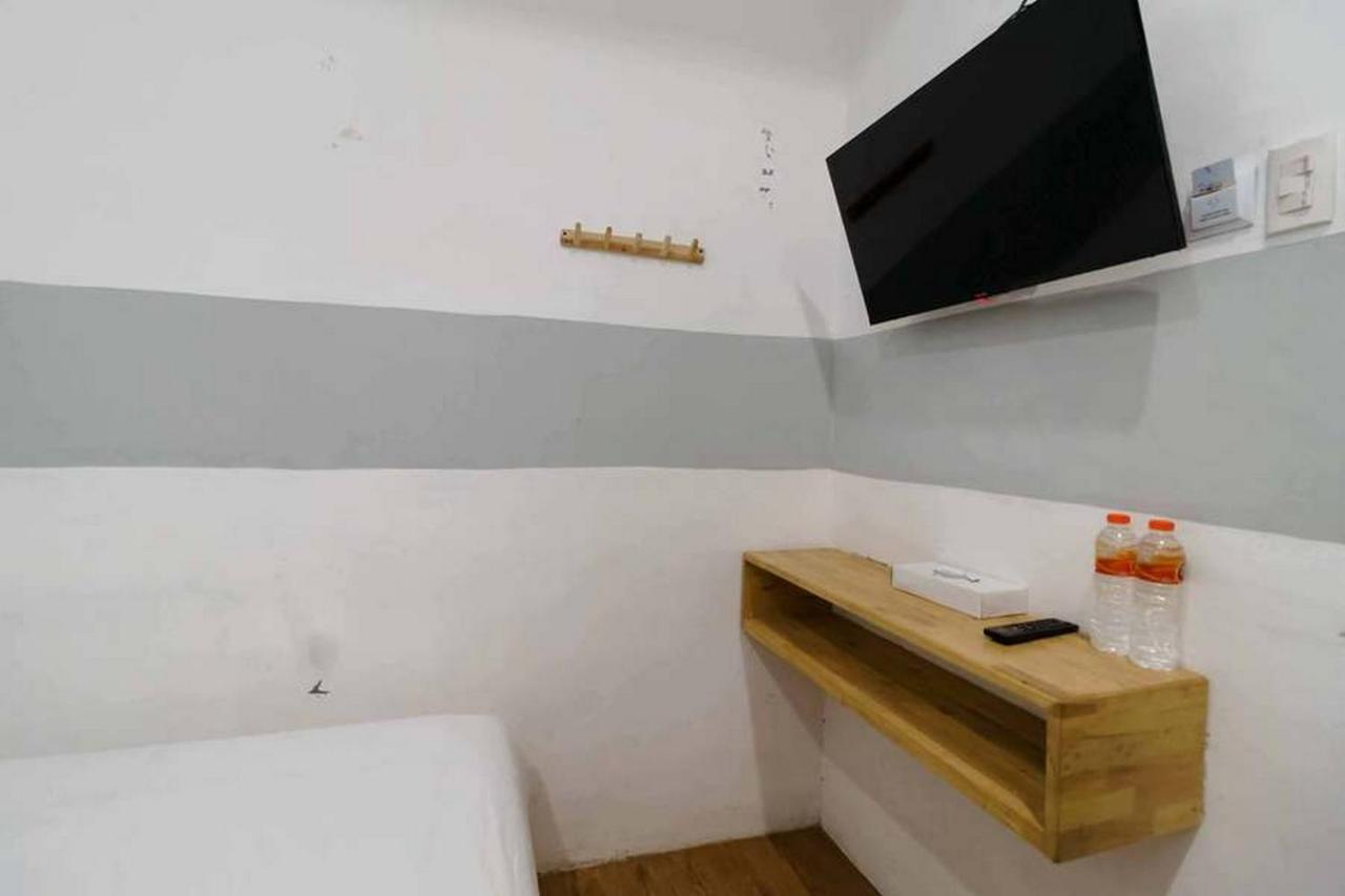 Jotel Guest House Mitra Reddoorz Pulauberayan Kültér fotó