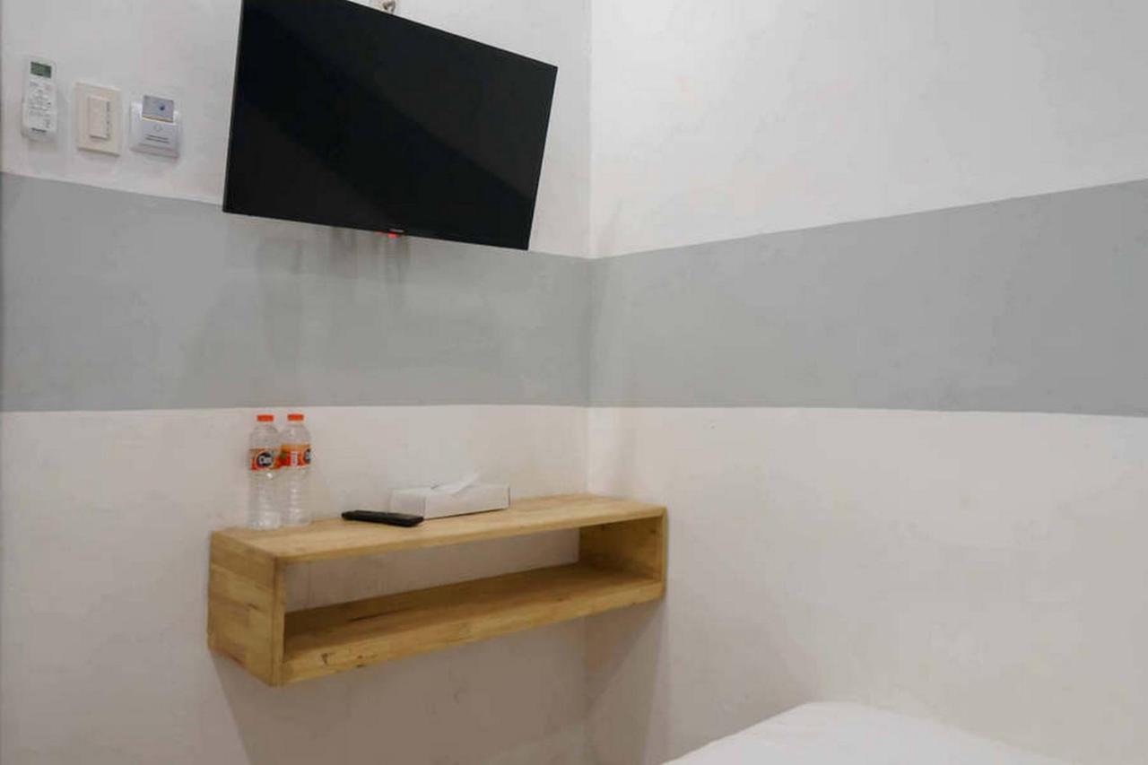 Jotel Guest House Mitra Reddoorz Pulauberayan Kültér fotó