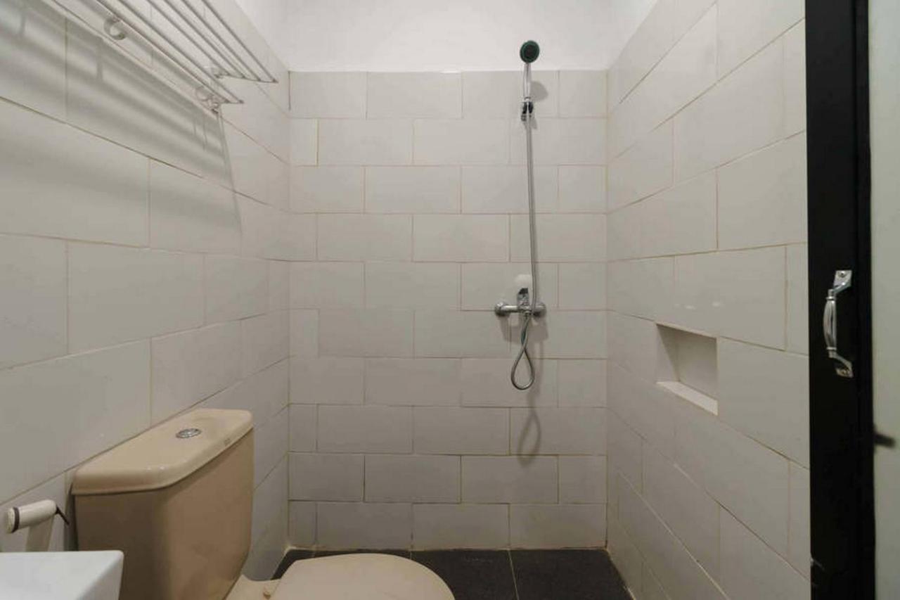 Jotel Guest House Mitra Reddoorz Pulauberayan Kültér fotó
